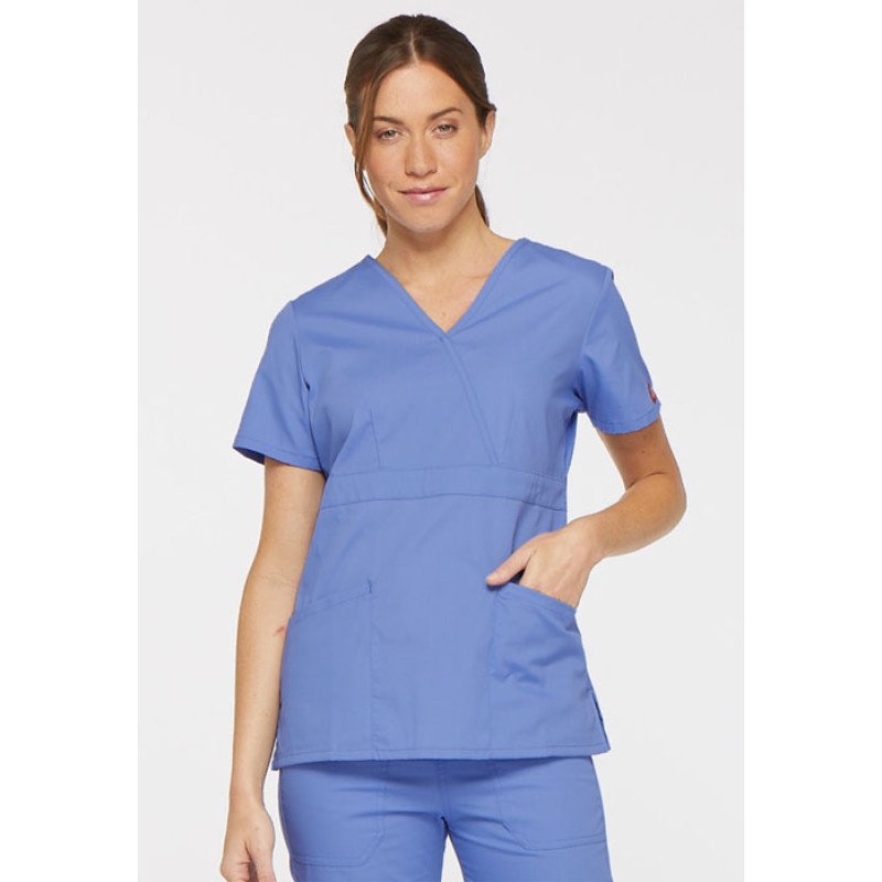 Filipina Médica Mock Wrap Dama.
