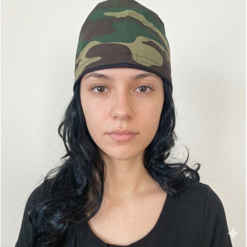 Gorro de tela camuflajeado